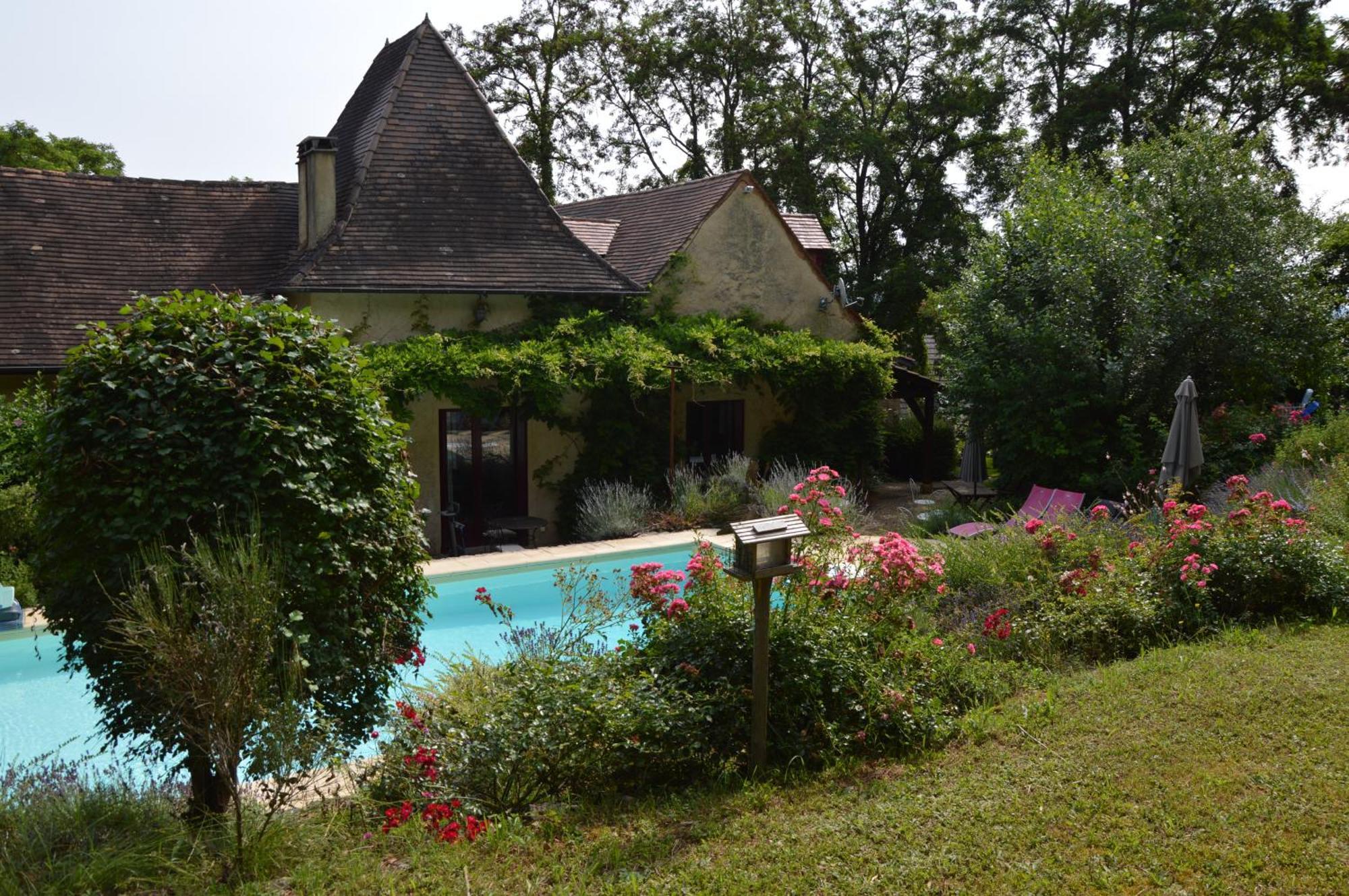 Les Deux Tours Bed & Breakfast Siorac-en-Périgord Exterior foto