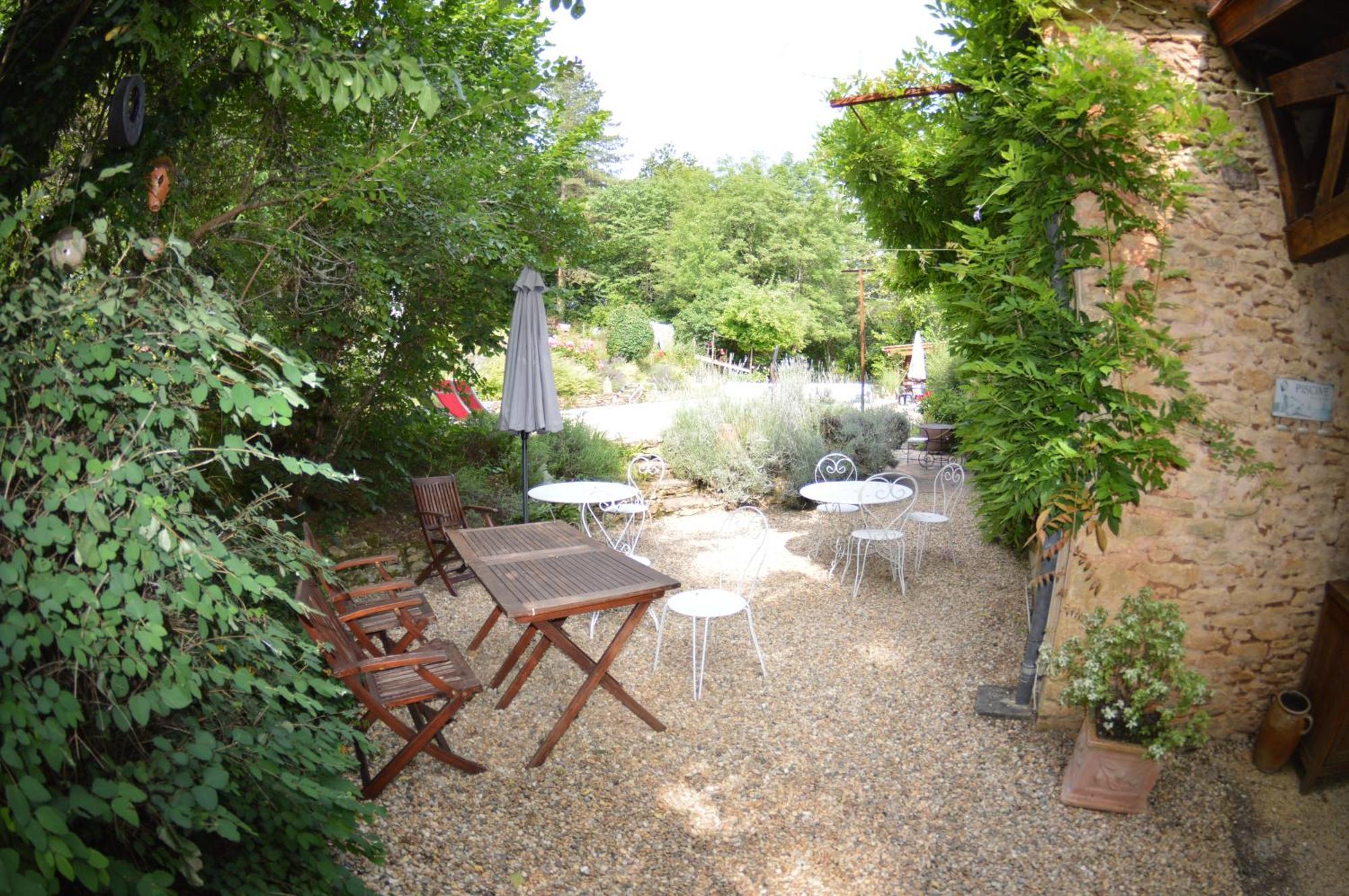 Les Deux Tours Bed & Breakfast Siorac-en-Périgord Exterior foto