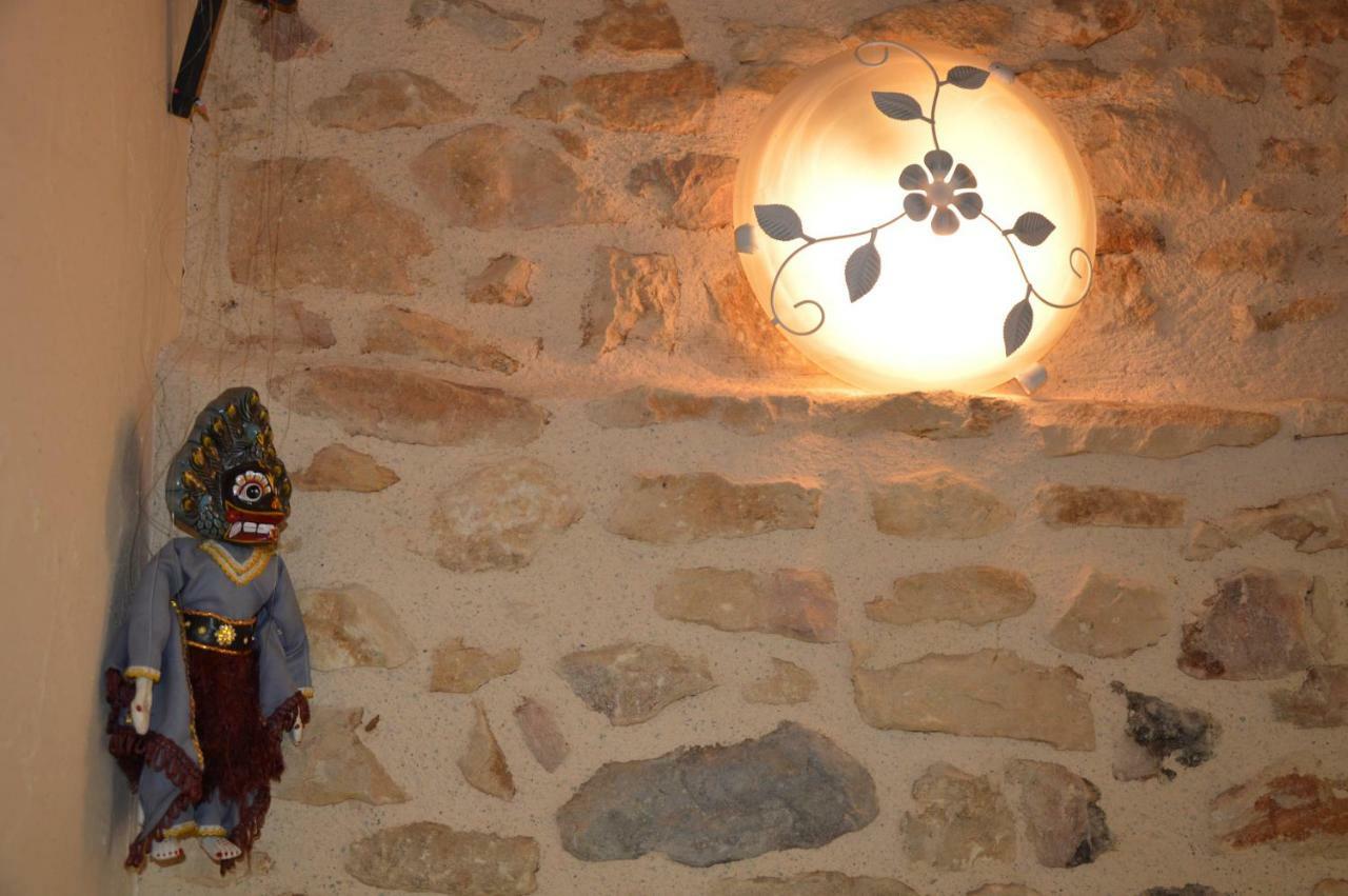Les Deux Tours Bed & Breakfast Siorac-en-Périgord Exterior foto